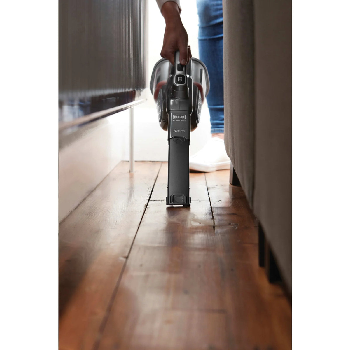 Cordless Handheld Vacuum with Powered Pet Head T78089