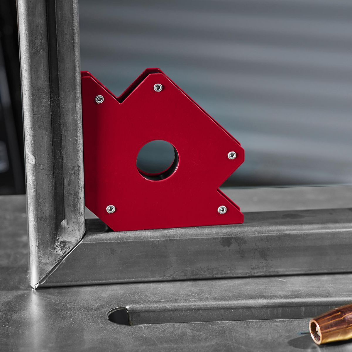 6-1/4 in. Multipurpose Magnet Holder J614608