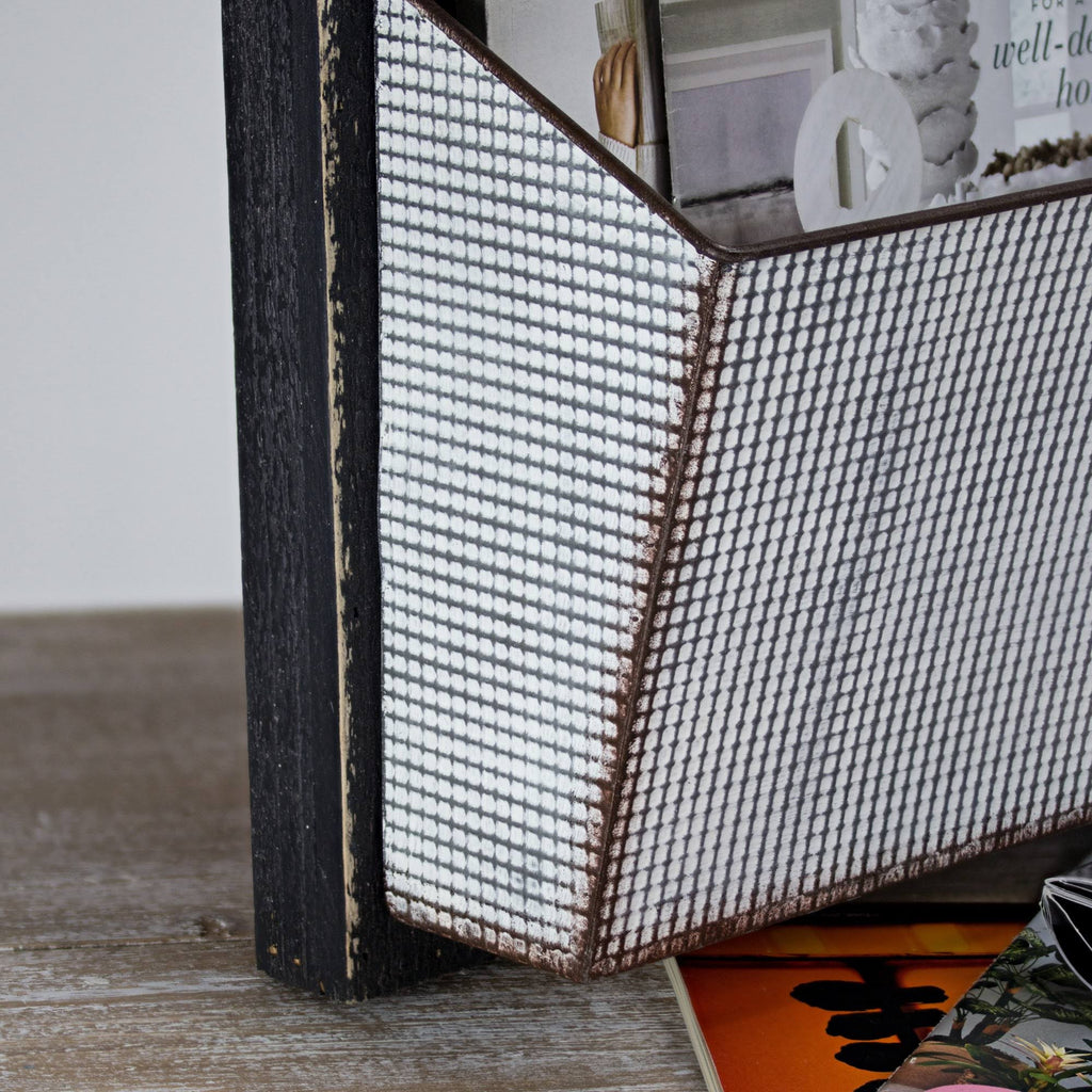 Wood and Metal Wall Hanging Magazine Rack E776574