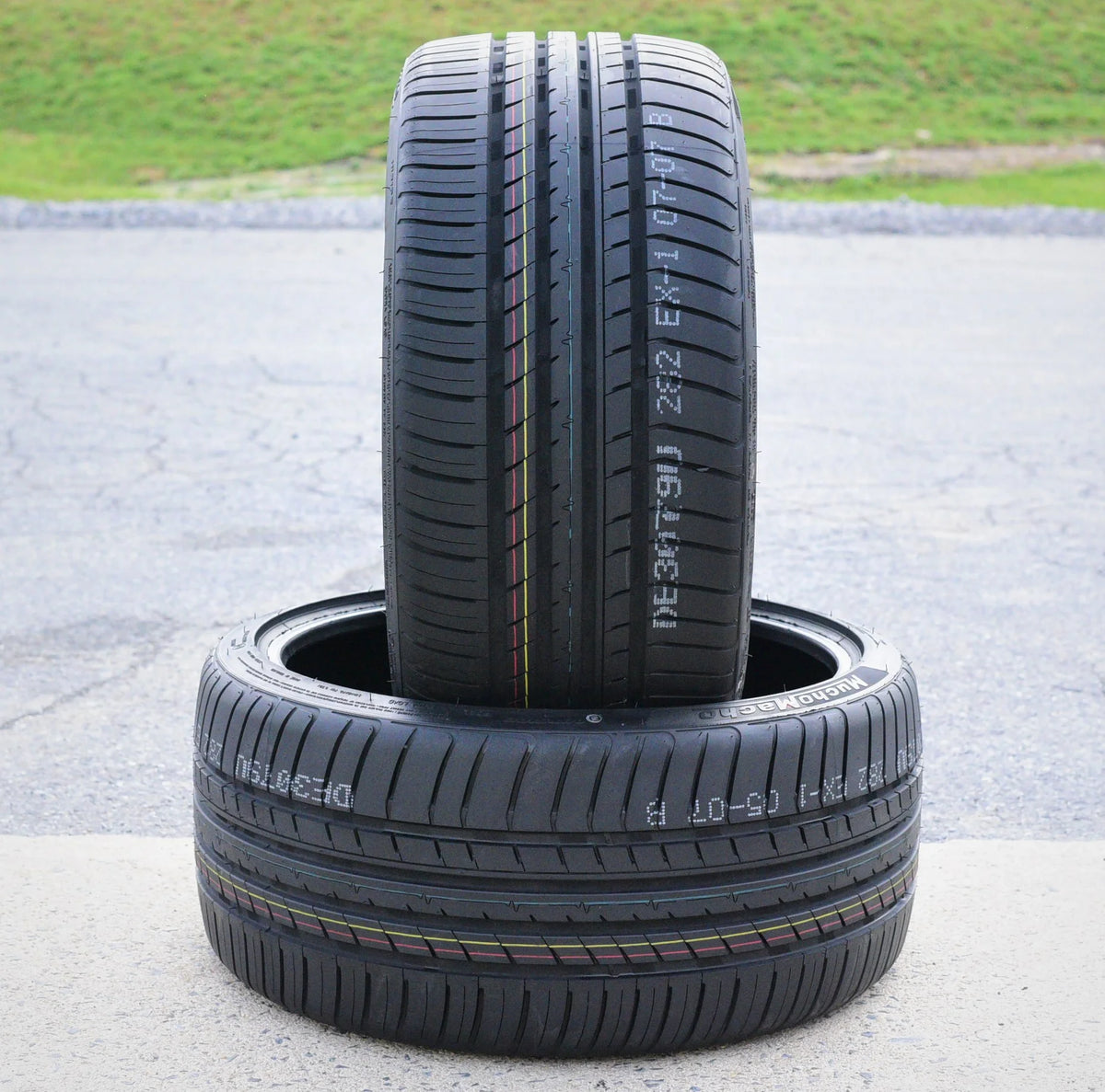 235/40ZR19 96Y XL High Performance Tire O29887