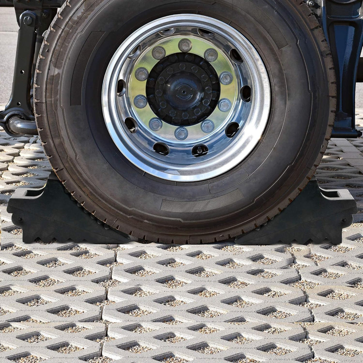 Set of 4 Heavy Duty Rubber Wheel Chocks V407