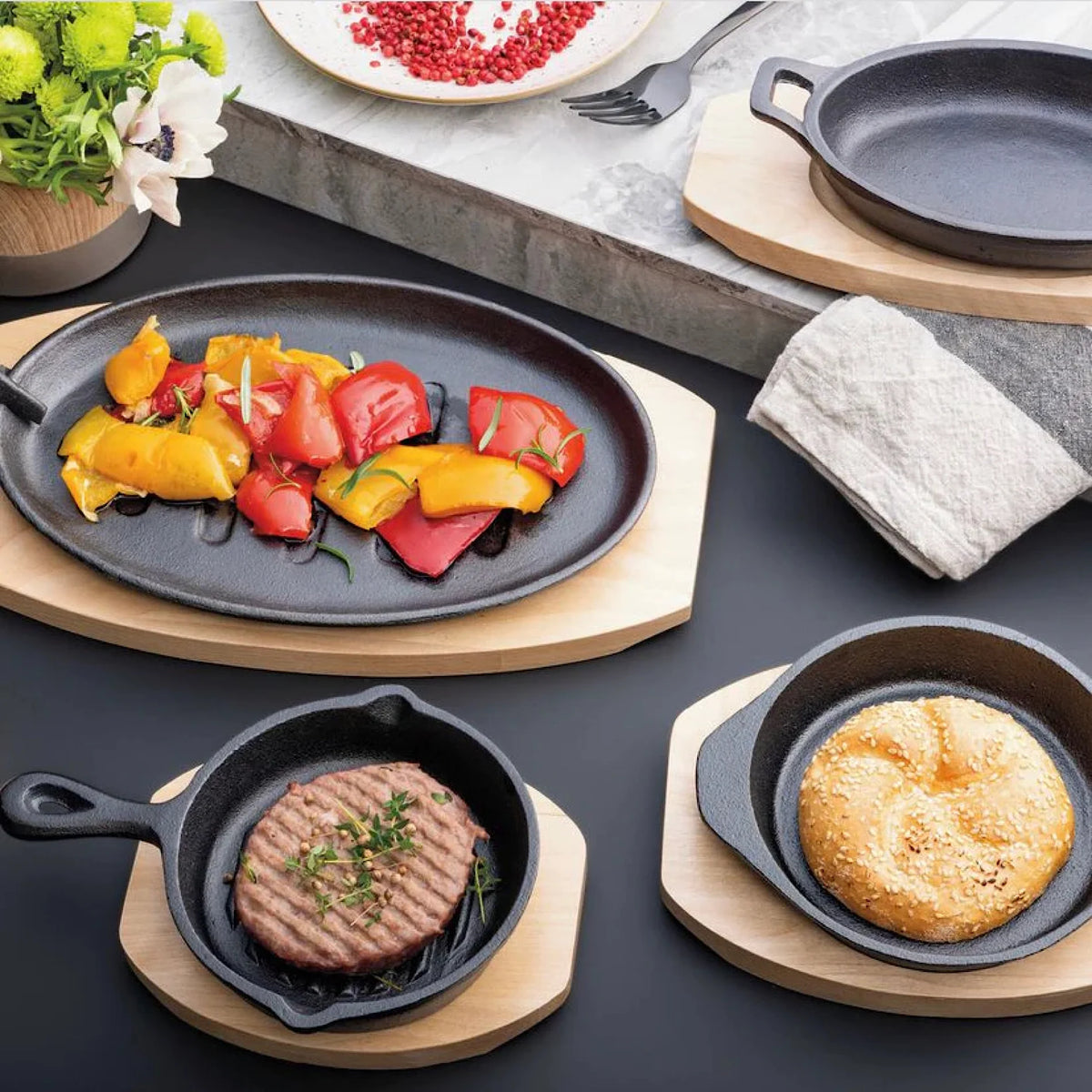 Cast Iron Pan 11cm O28150