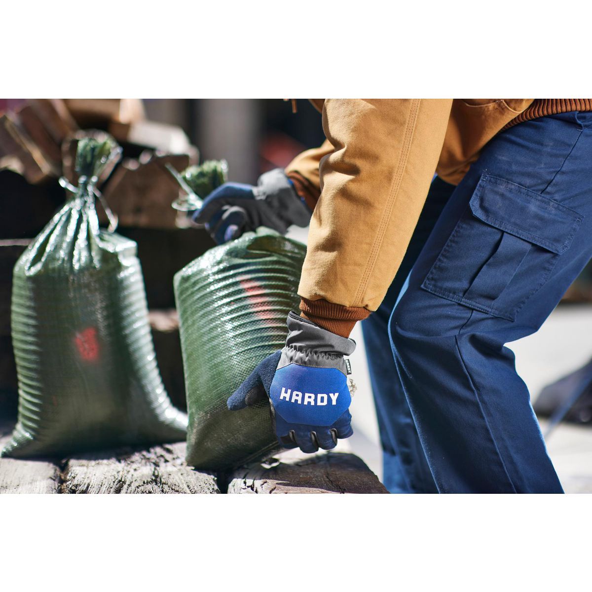Insulated Water-Resistant Work Gloves I894582