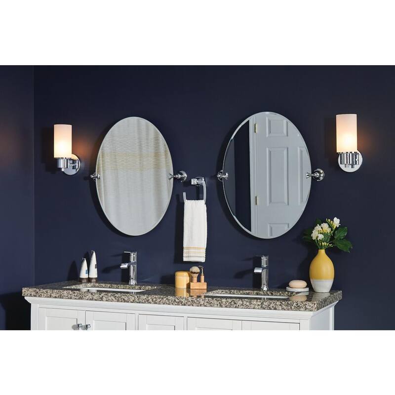Single Handle Single Hole Bathroom Faucet in Chrome Y60383