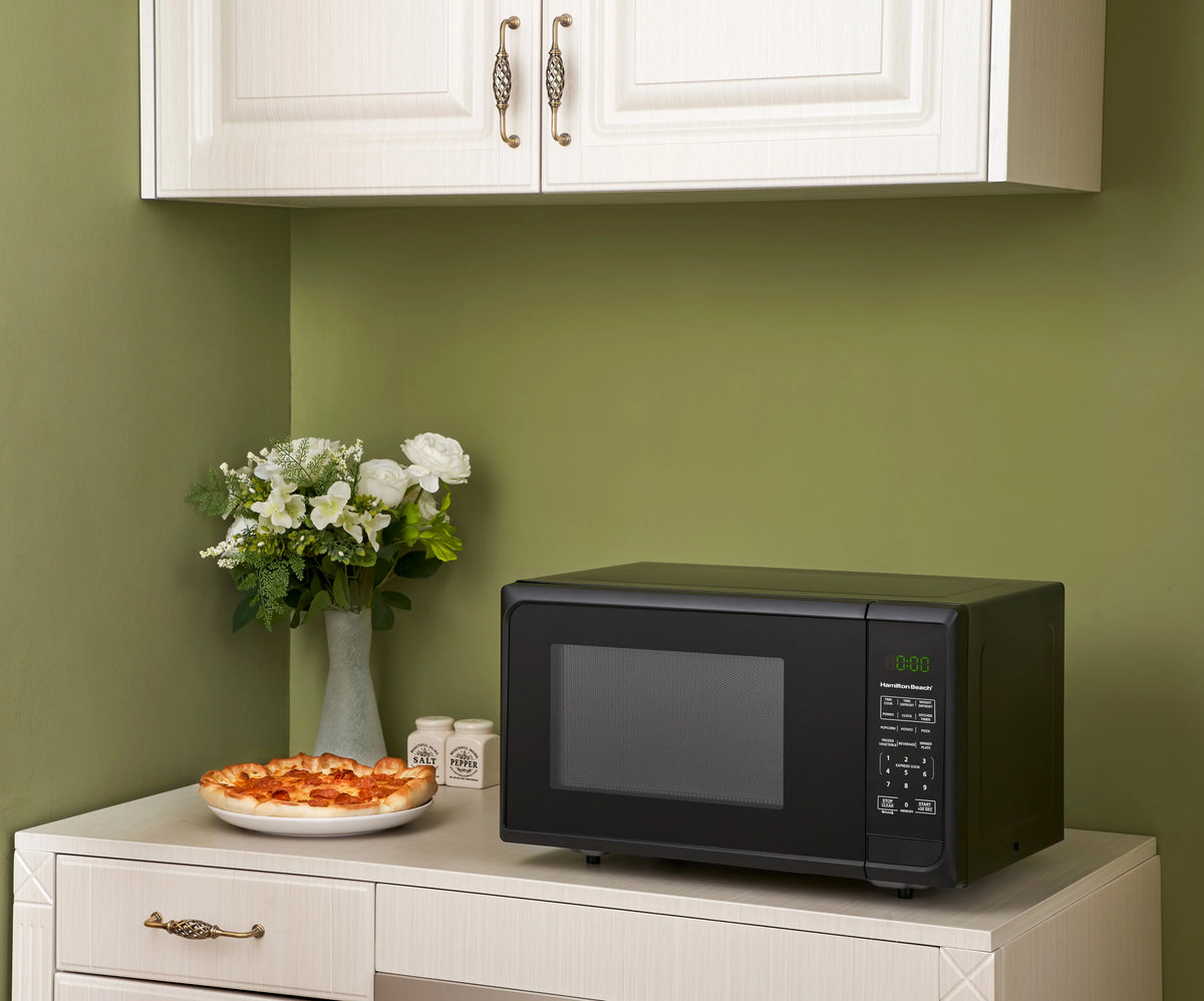 0.9 Cu. ft. Matte Black Microwave Oven M586886