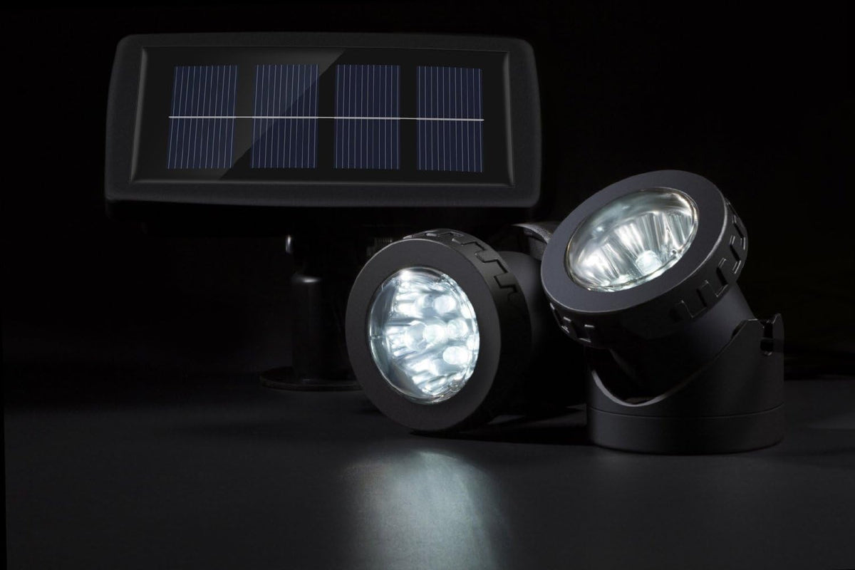 White 12 LEDs Landscape Spotlight Projection Light with 2 Submersible Lamps G1714