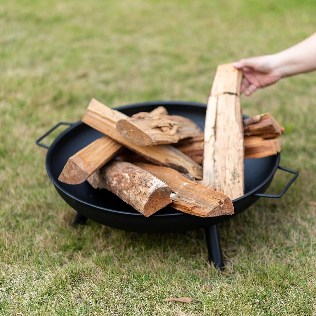 Round Metal Fire Pit Bowl with Handles Q905538