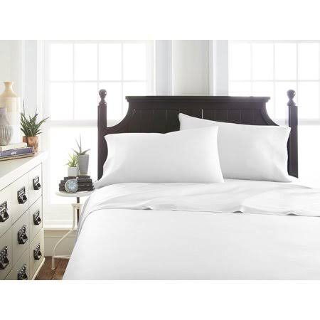 Bamboo 4 Piece California King White Bed Sheet Set G389