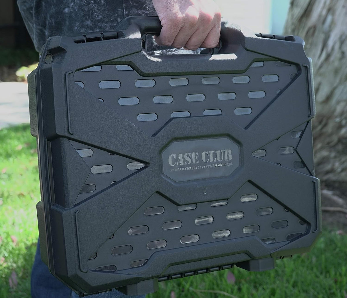 Video Projector Case with Customizable Foam Q39376