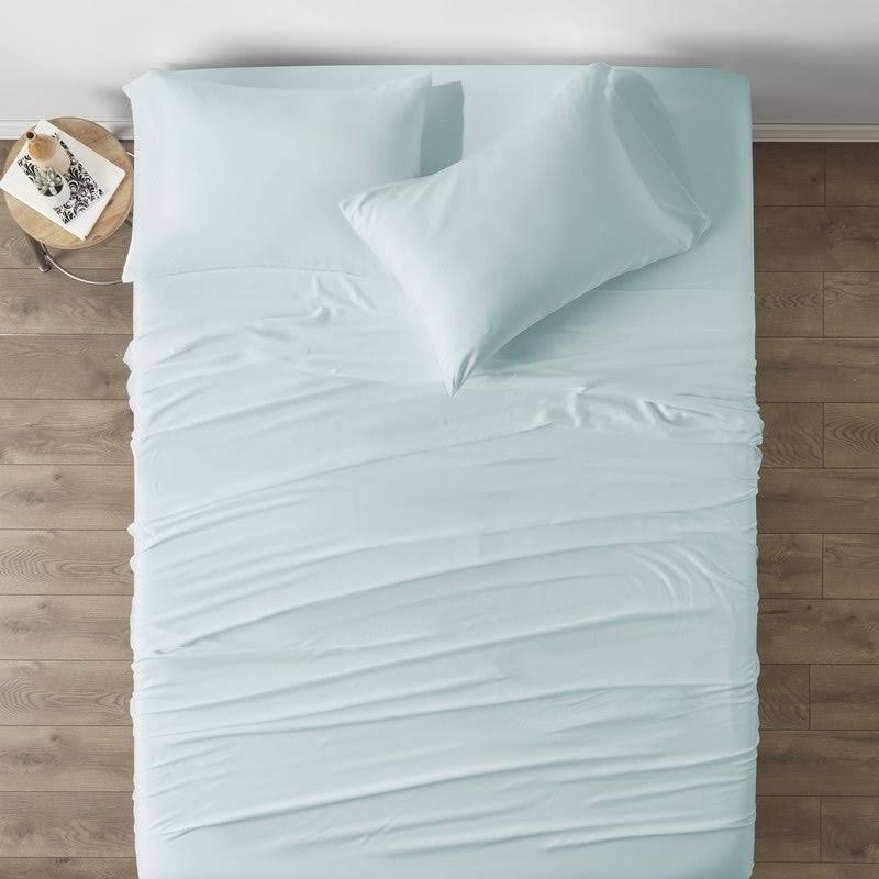 Bamboo 4 Piece California King White Bed Sheet Set G389