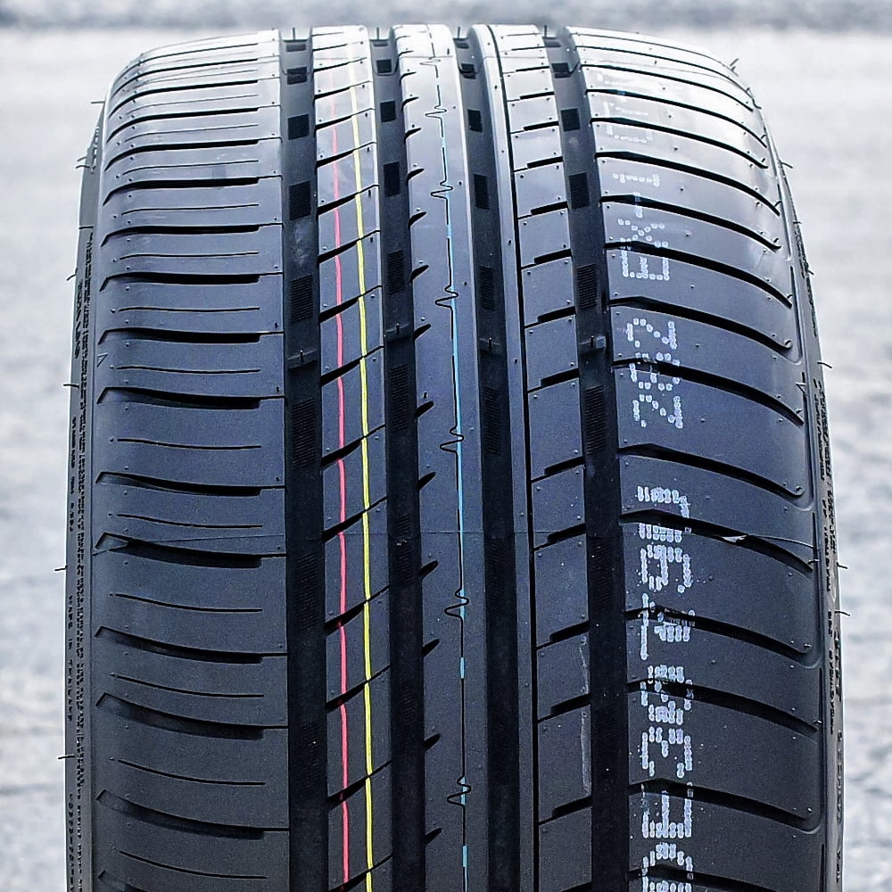 235/40ZR19 96Y XL High Performance Tire O29887